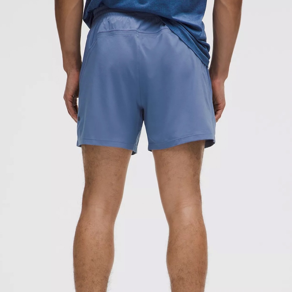 Lululemon Men’s Pace Breaker Linerless Short 5” - Picture 2 of 2
